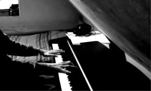 Me voici en 2012 sur mon Yamaha Arius YDP-144 !